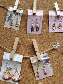 匿名の女性作家さんアクセ